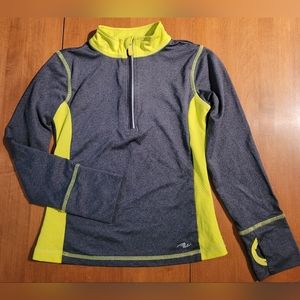 ⏰️3/10$ 4-5Y Athletic Works long sleeves shirt